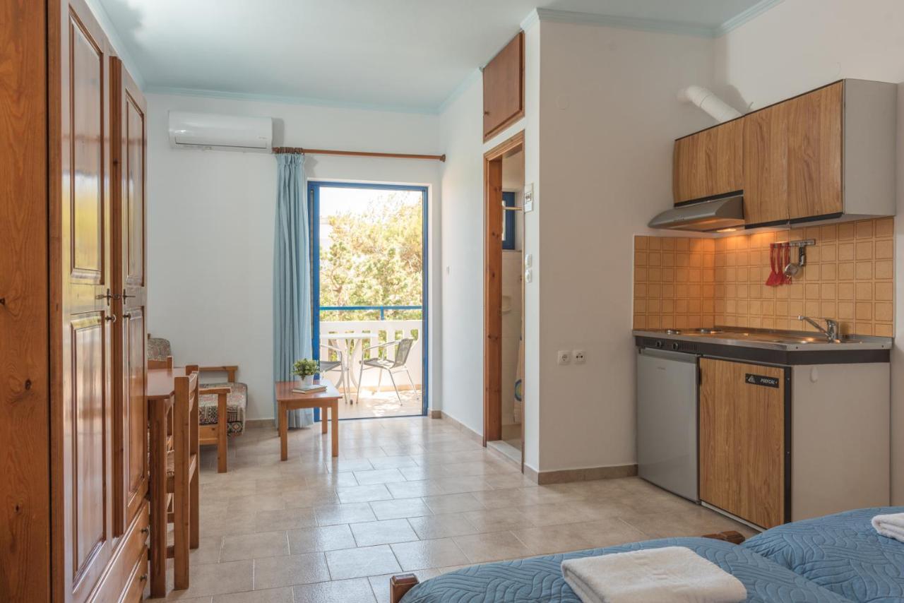 Anthea Apartments Paleóchora Extérieur photo