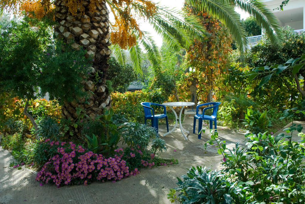 Anthea Apartments Paleóchora Extérieur photo